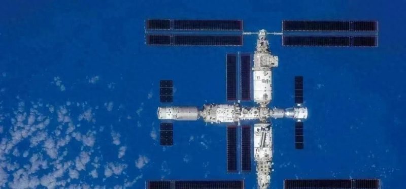 神舟二十号延期返航，空间站6人继续同飞，空间站氧气为何用不完-微七七资讯