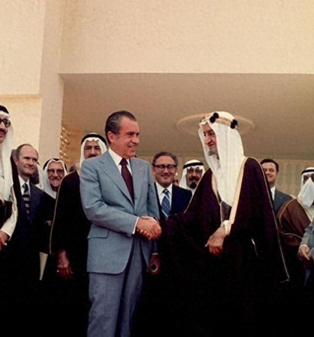 苏联解体的核心教训是什么，沙特不续约的关键原因是什么？-微七七资讯